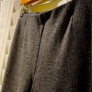 J.Jill gray ponte slim leg knit micro houndstooth pants, Size MP